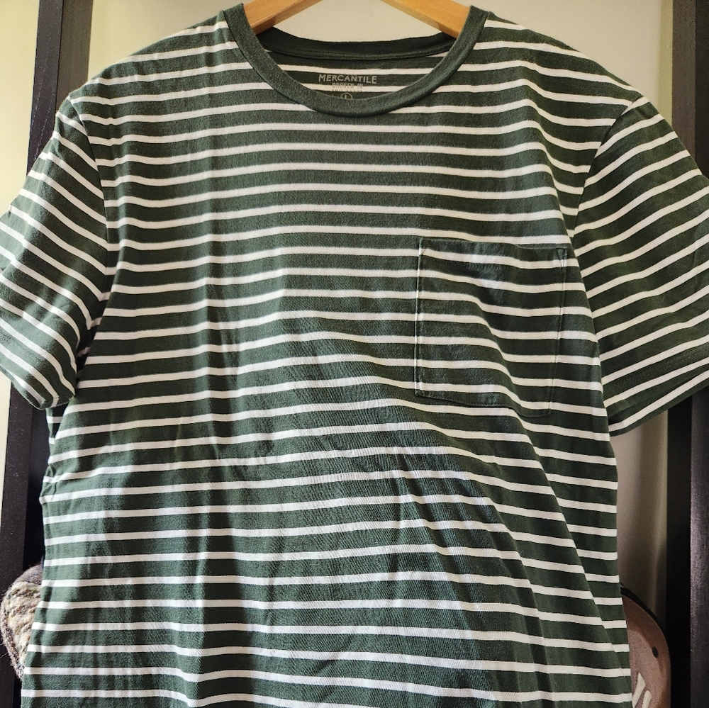 J. Crew Mercantile Broken-In Knit Goods Men's Large short-sleeve striped shirt